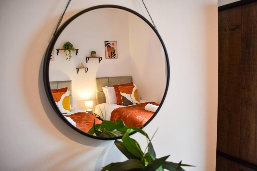 Stylish & Vibrant 2 Bedroom Casa de Férias *